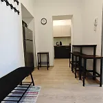 Ocean 2 Bedrooms Air Conditioning דירה *