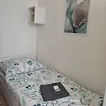 Ocean 2 Bedrooms Air Conditioning *